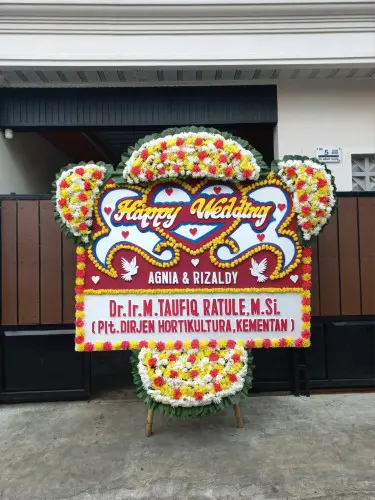Papan Bunga Pernikahan sawojajar